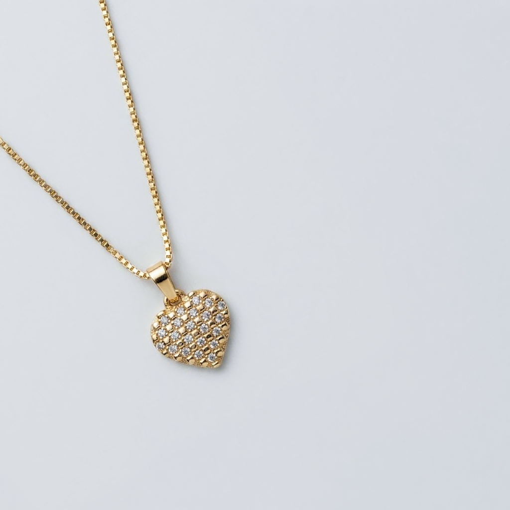 LUXE LOVE PENDANT