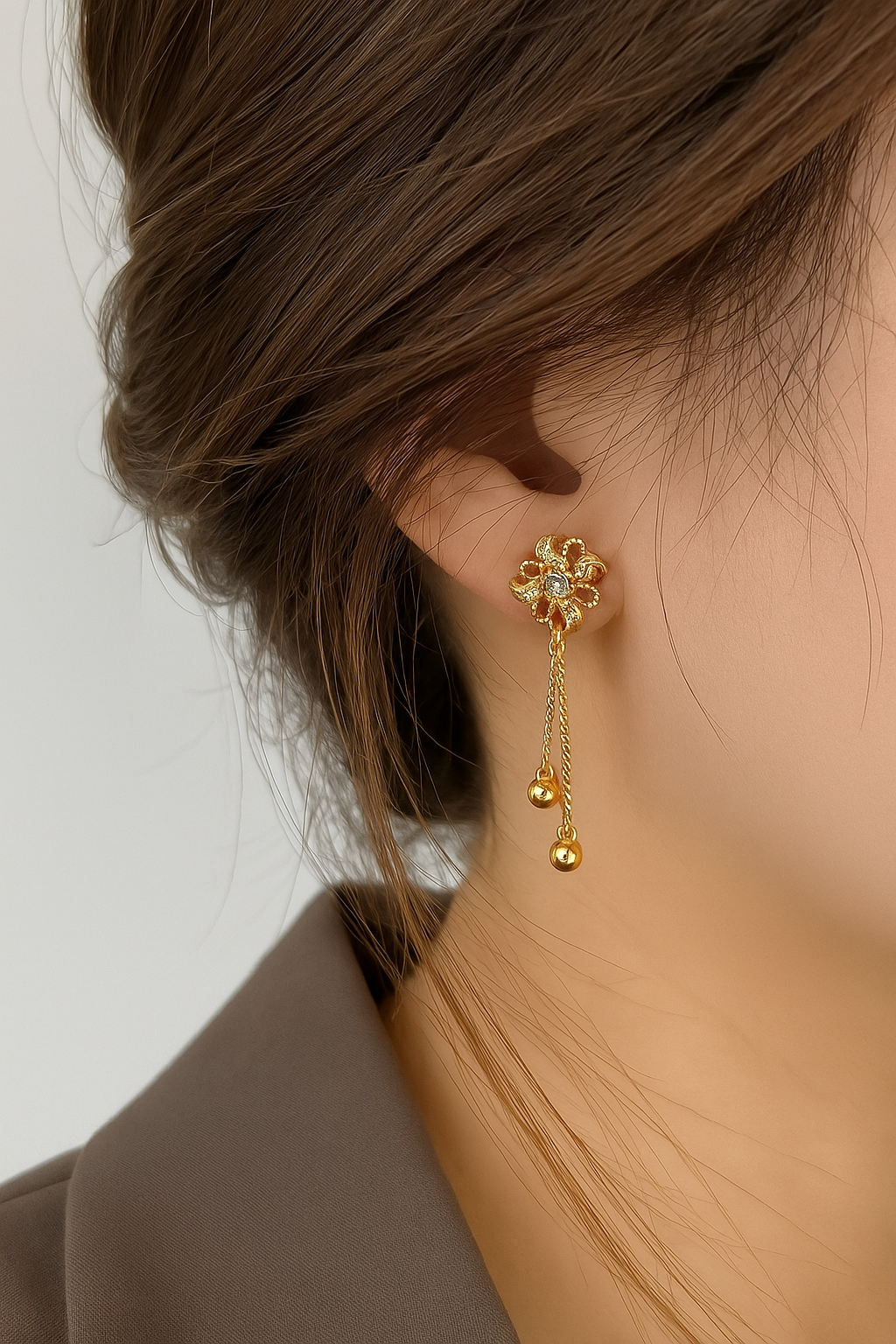 FLORAL EARRINGS BY ZEVARI
