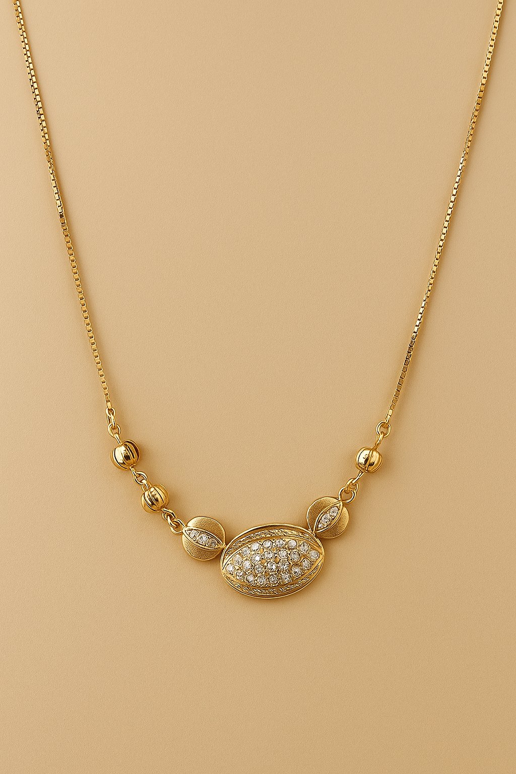 GOLDEN AURA NECKLACE