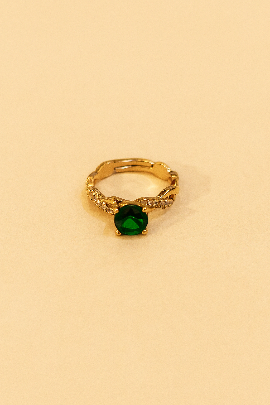Green Aura Ring