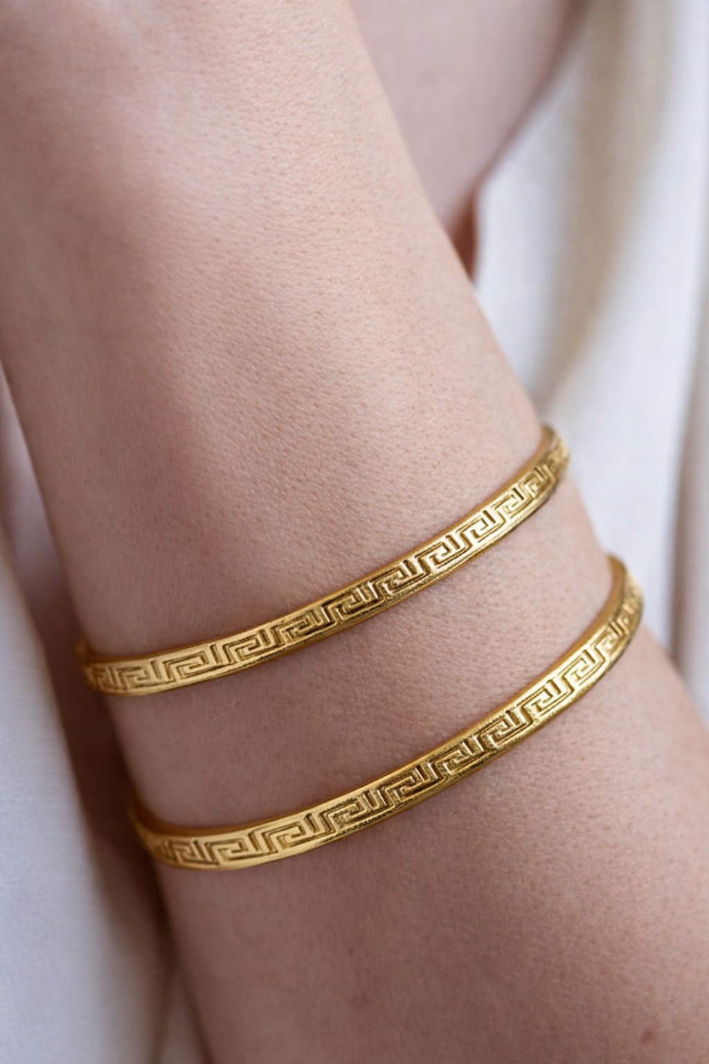 “Greek Key Gold Bangles [PAIR]