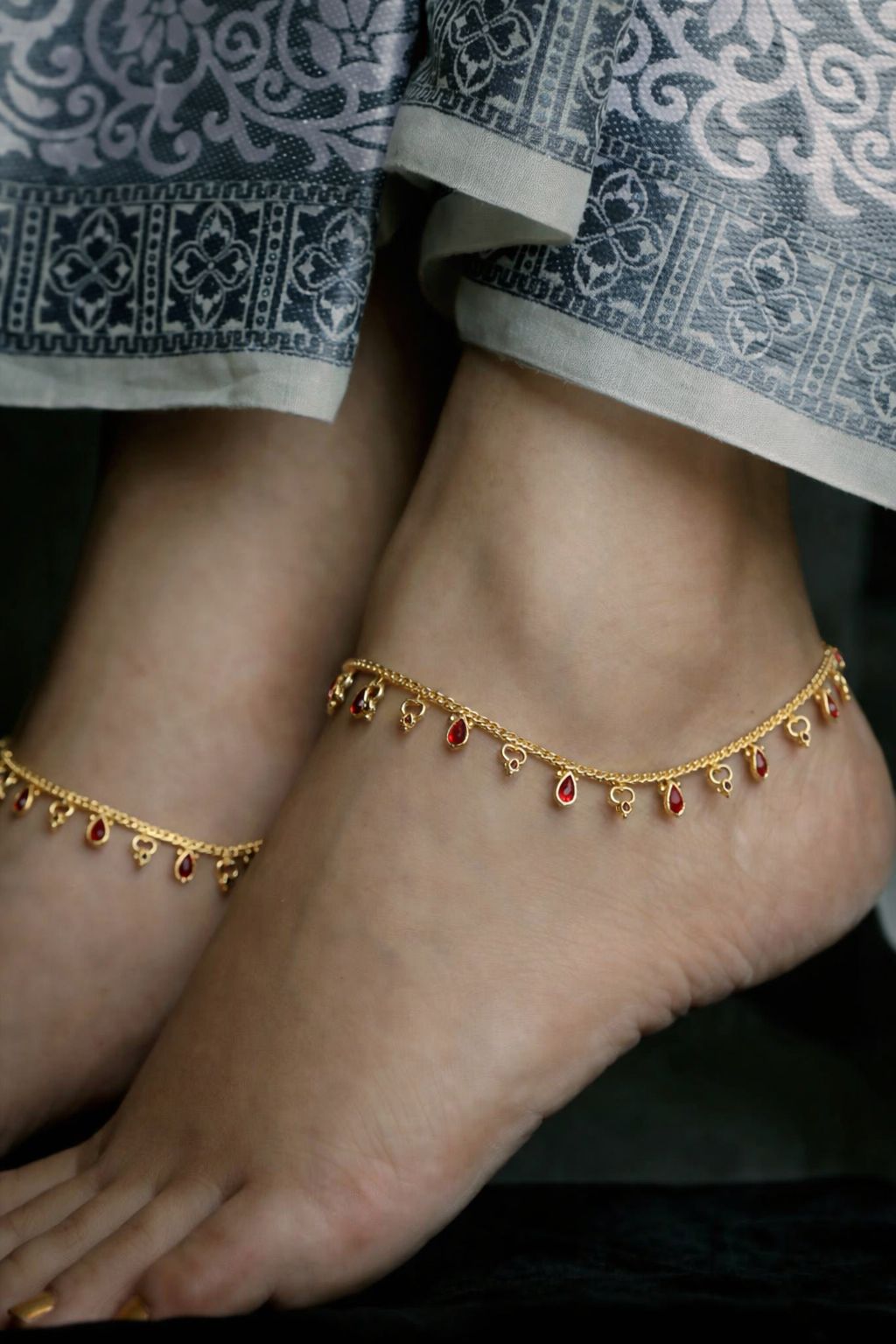 Rosy Teardrop Anklet[PAIR]